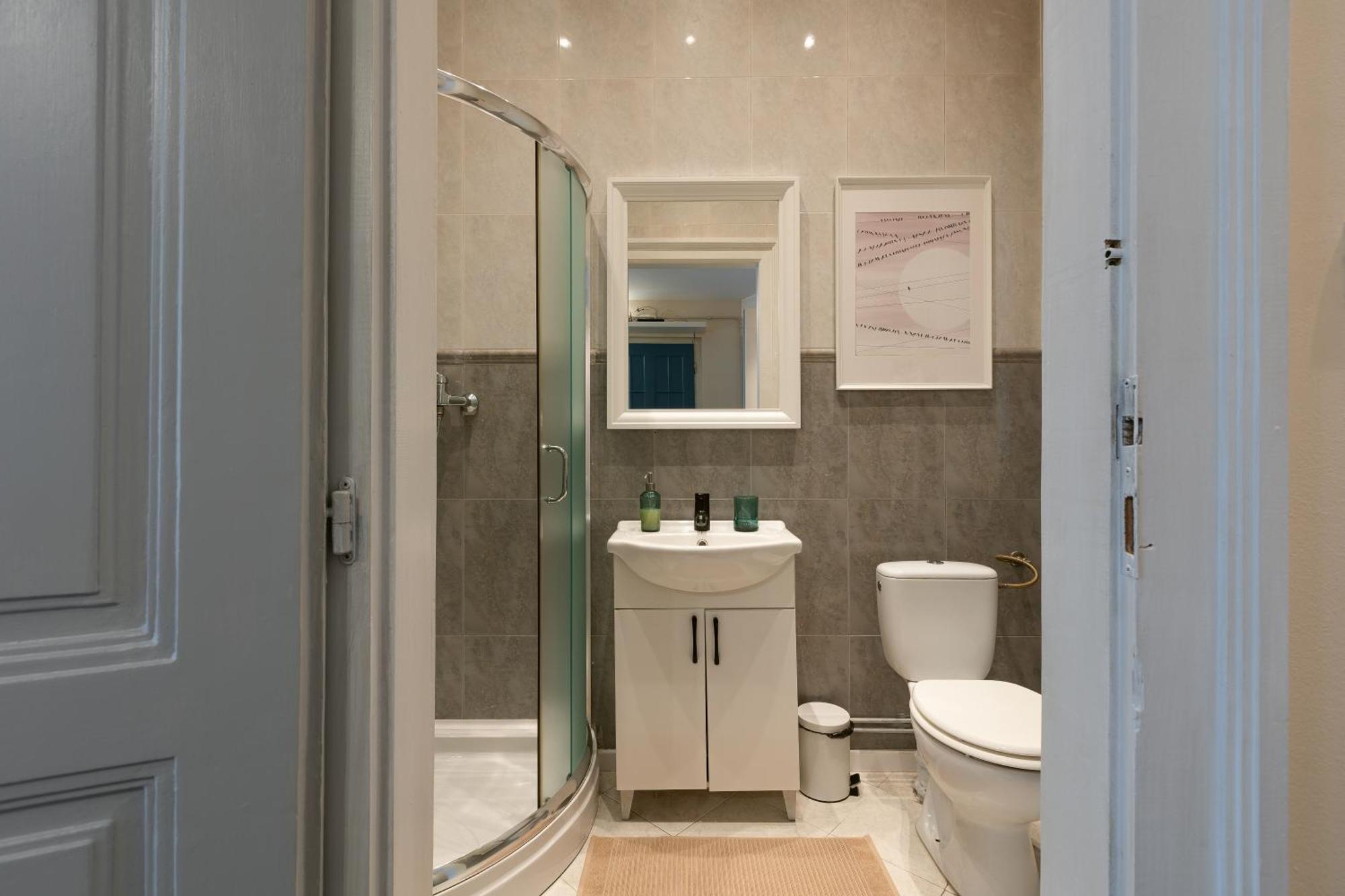 Central Charm - 2Br Apartment تيميشورا المظهر الخارجي الصورة