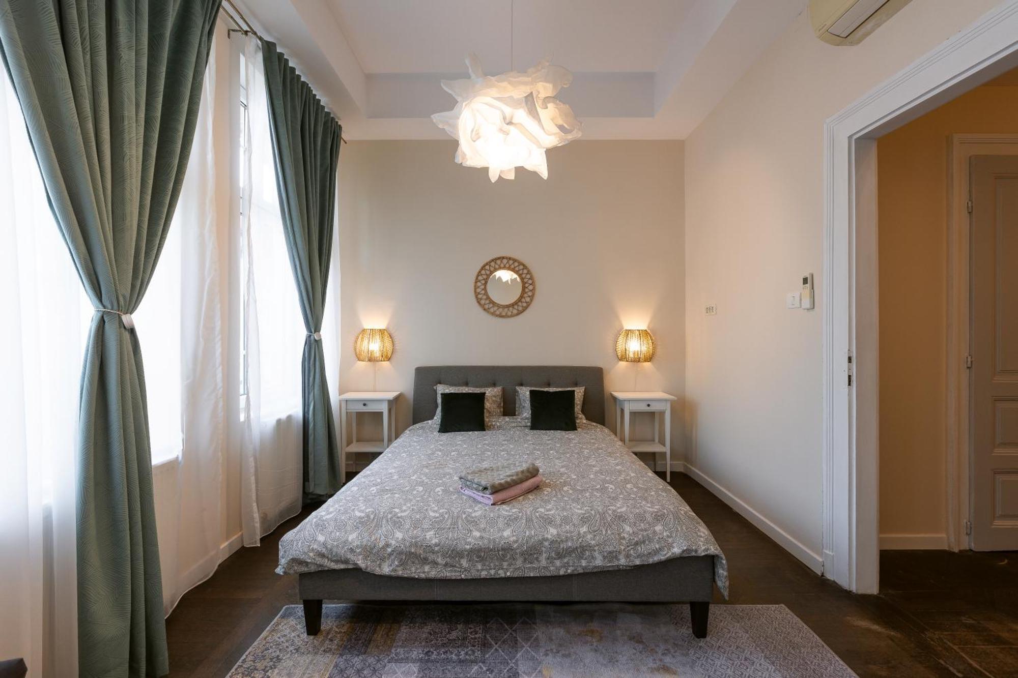 Central Charm - 2Br Apartment تيميشورا المظهر الخارجي الصورة