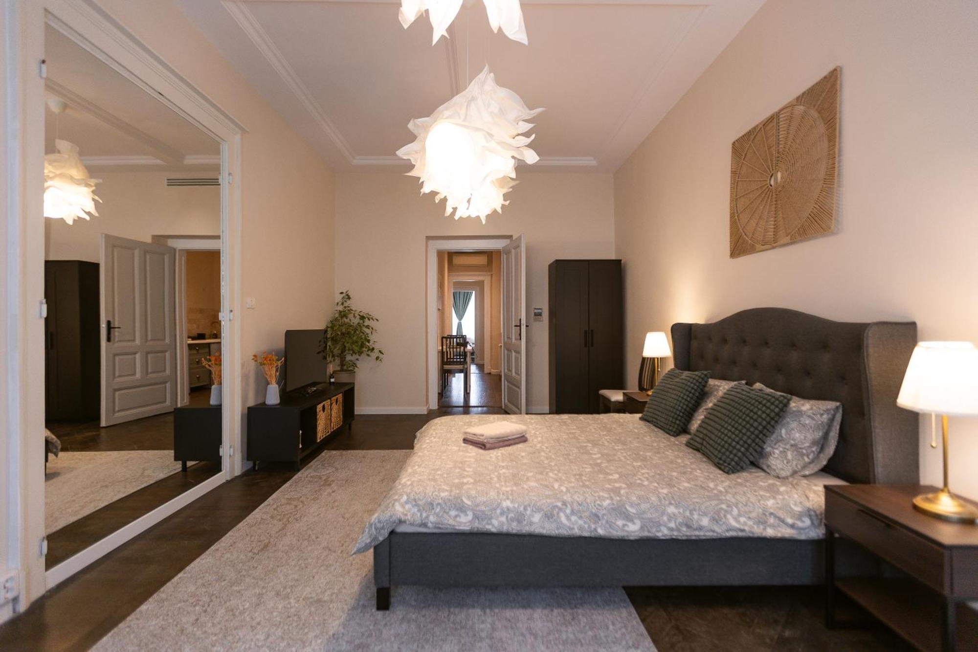 Central Charm - 2Br Apartment تيميشورا المظهر الخارجي الصورة